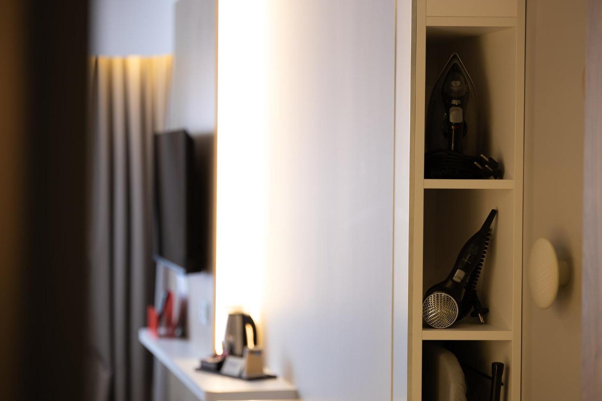 Holiday Inn Express Caen Epron By Ihg Zewnętrze zdjęcie