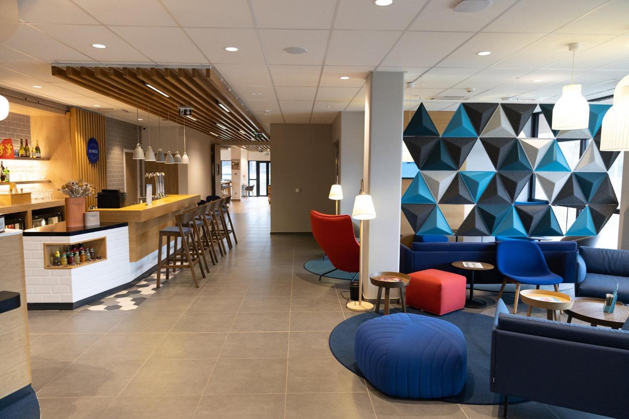 Holiday Inn Express Caen Epron By Ihg Zewnętrze zdjęcie