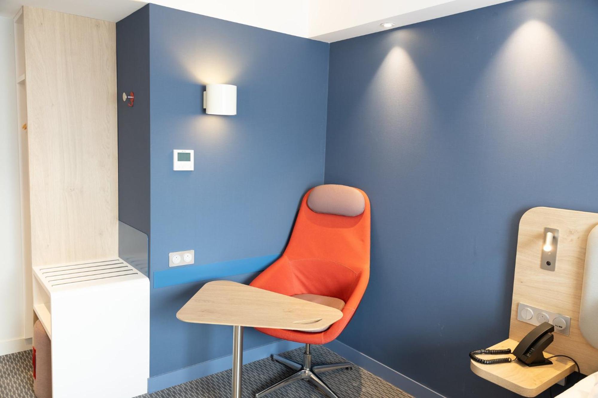 Holiday Inn Express Caen Epron By Ihg Zewnętrze zdjęcie