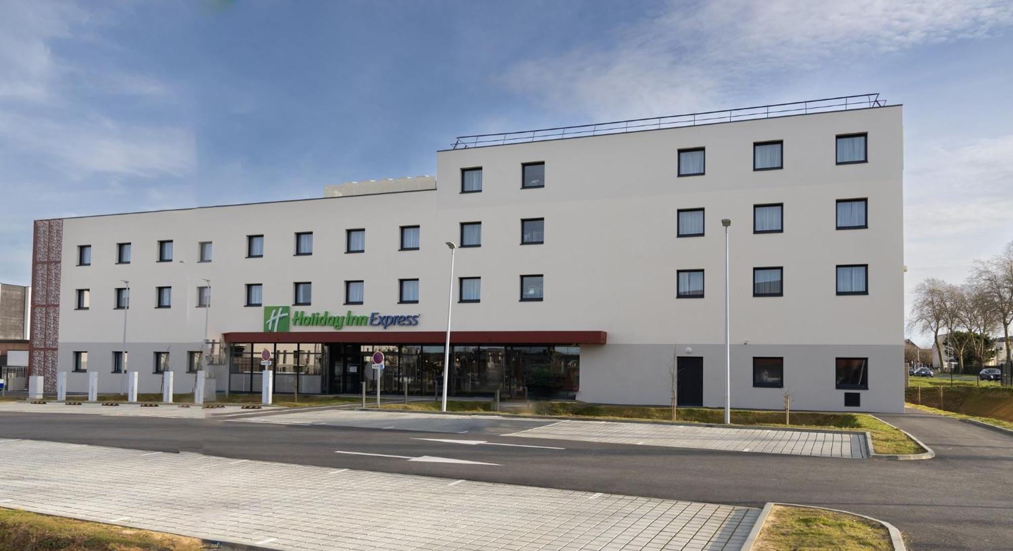 Holiday Inn Express Caen Epron By Ihg Zewnętrze zdjęcie