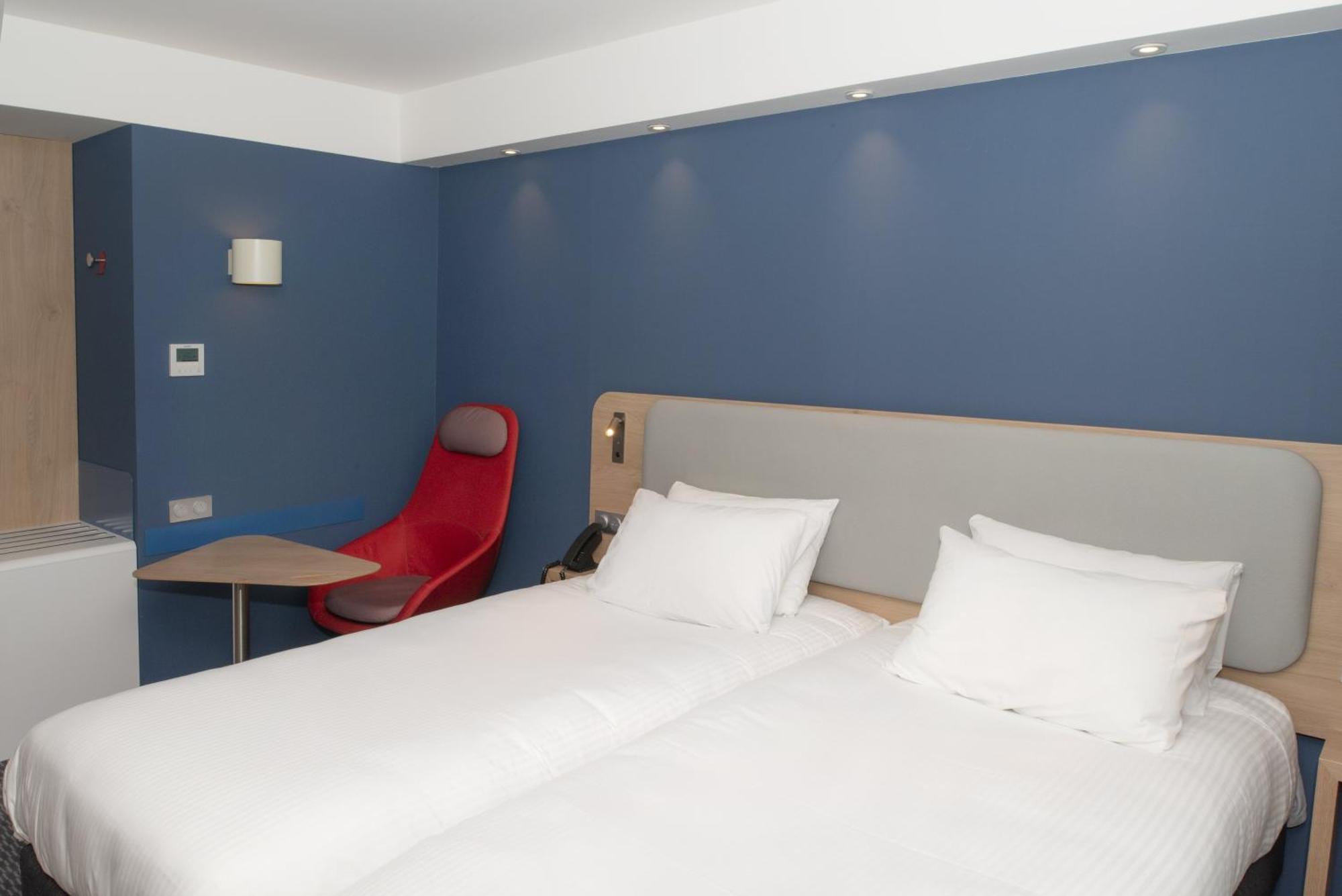Holiday Inn Express Caen Epron By Ihg Zewnętrze zdjęcie